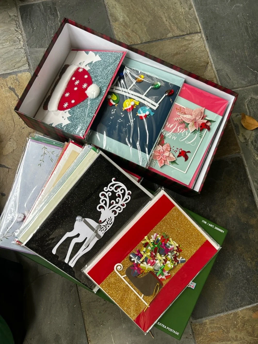 Burgoyne Christmas cards set of 22 - Picture 2 of 2